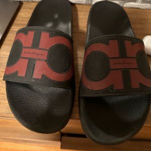 Ferragamo slides size 10.5